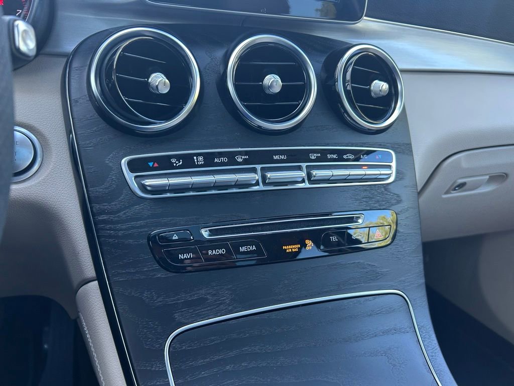 Used 2019 Mercedes-Benz GLC 300 4MATIC image 58