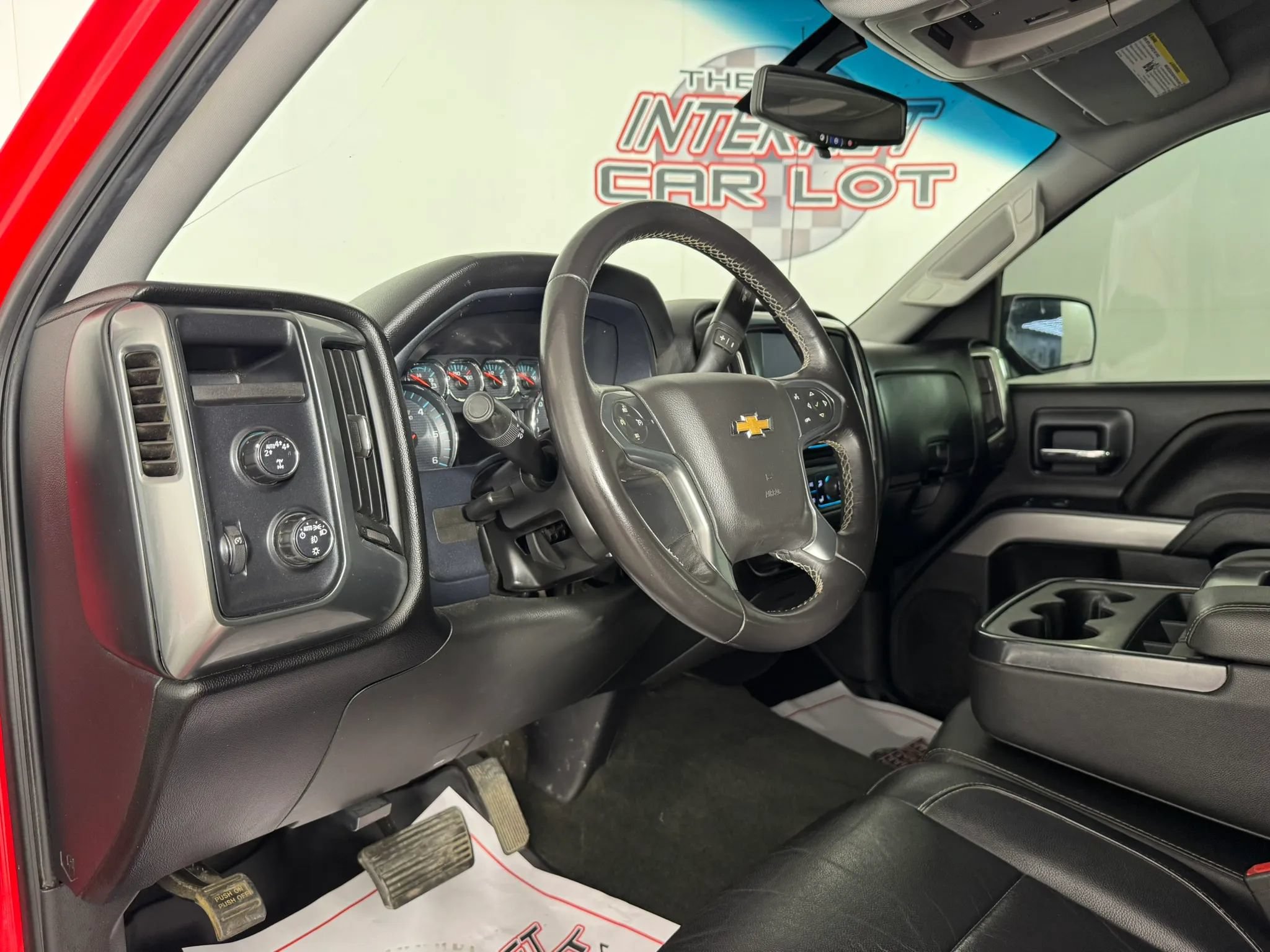 Used 2018 Chevrolet Silverado 1500 LT w/ All Star Edition AWD/4WD image 10