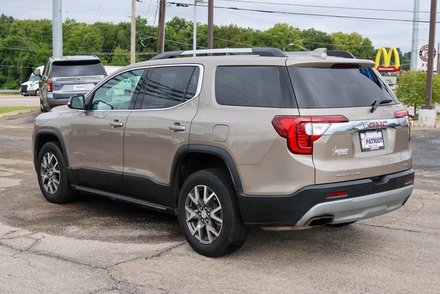 Used 2023 GMC Acadia SLE w/ Driver Convenience Package image 5