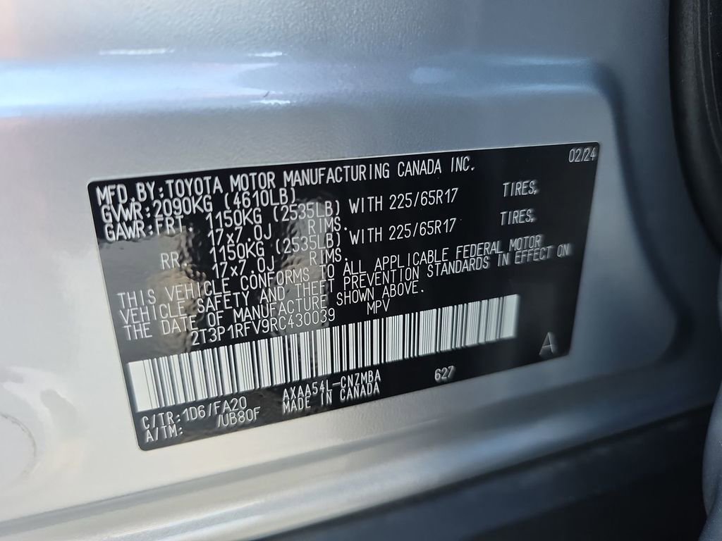 Used 2024 Toyota RAV4 XLE AWD/4WD image 35