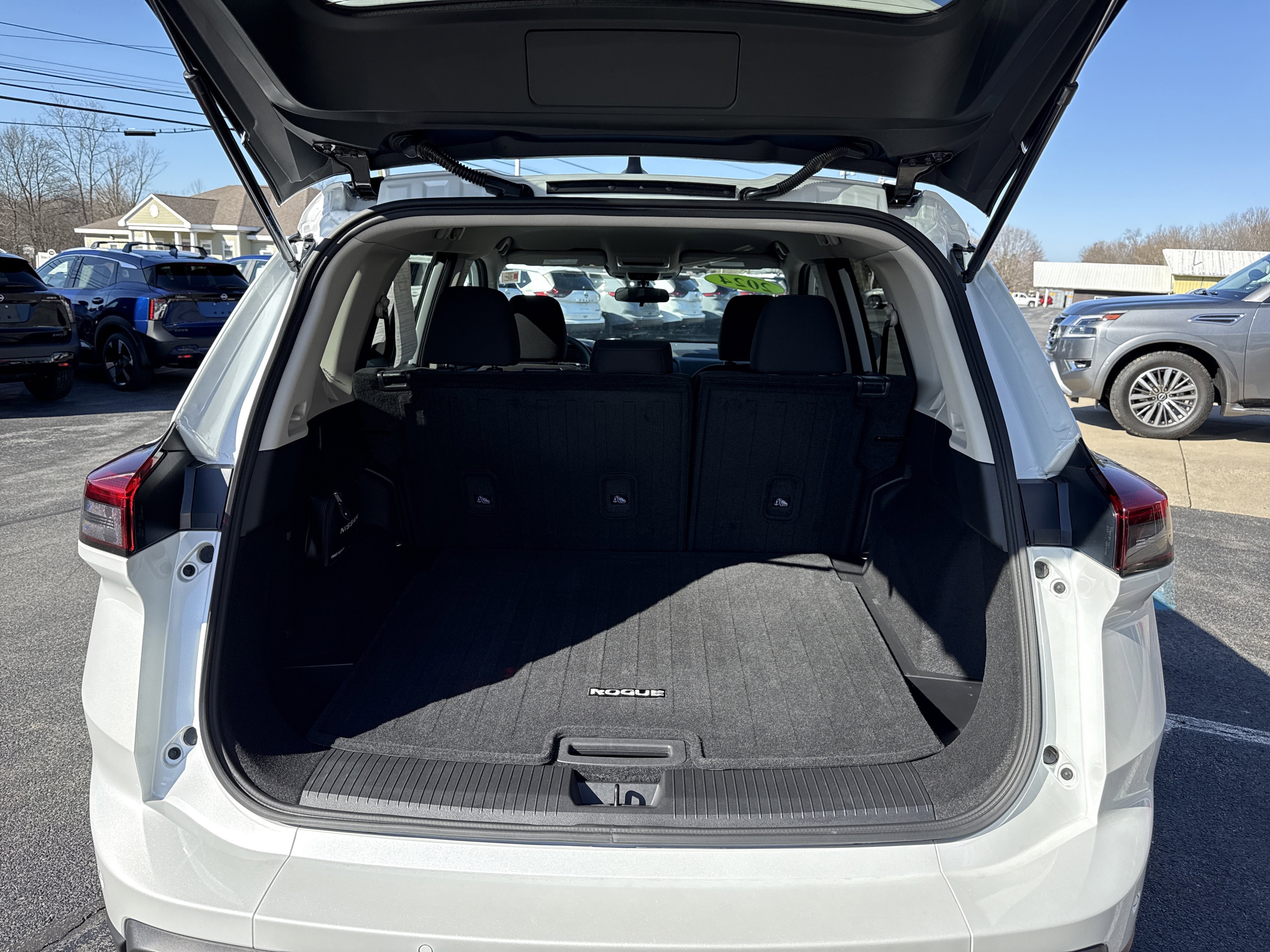 Certified 2024 Nissan Rogue S image 12