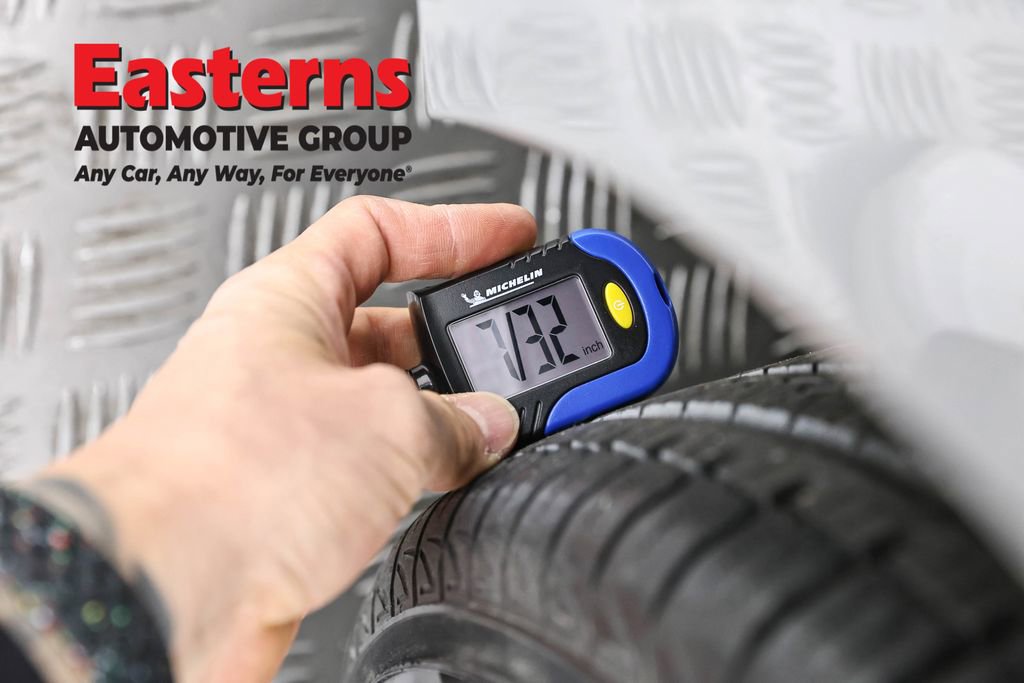 Used 2021 Toyota Corolla LE w/ Carpet Mat Package (TMS) image 29