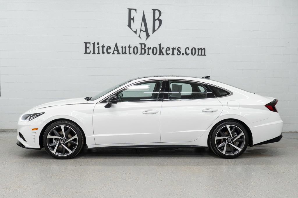 Used 2022 Hyundai Sonata SEL Plus image 2