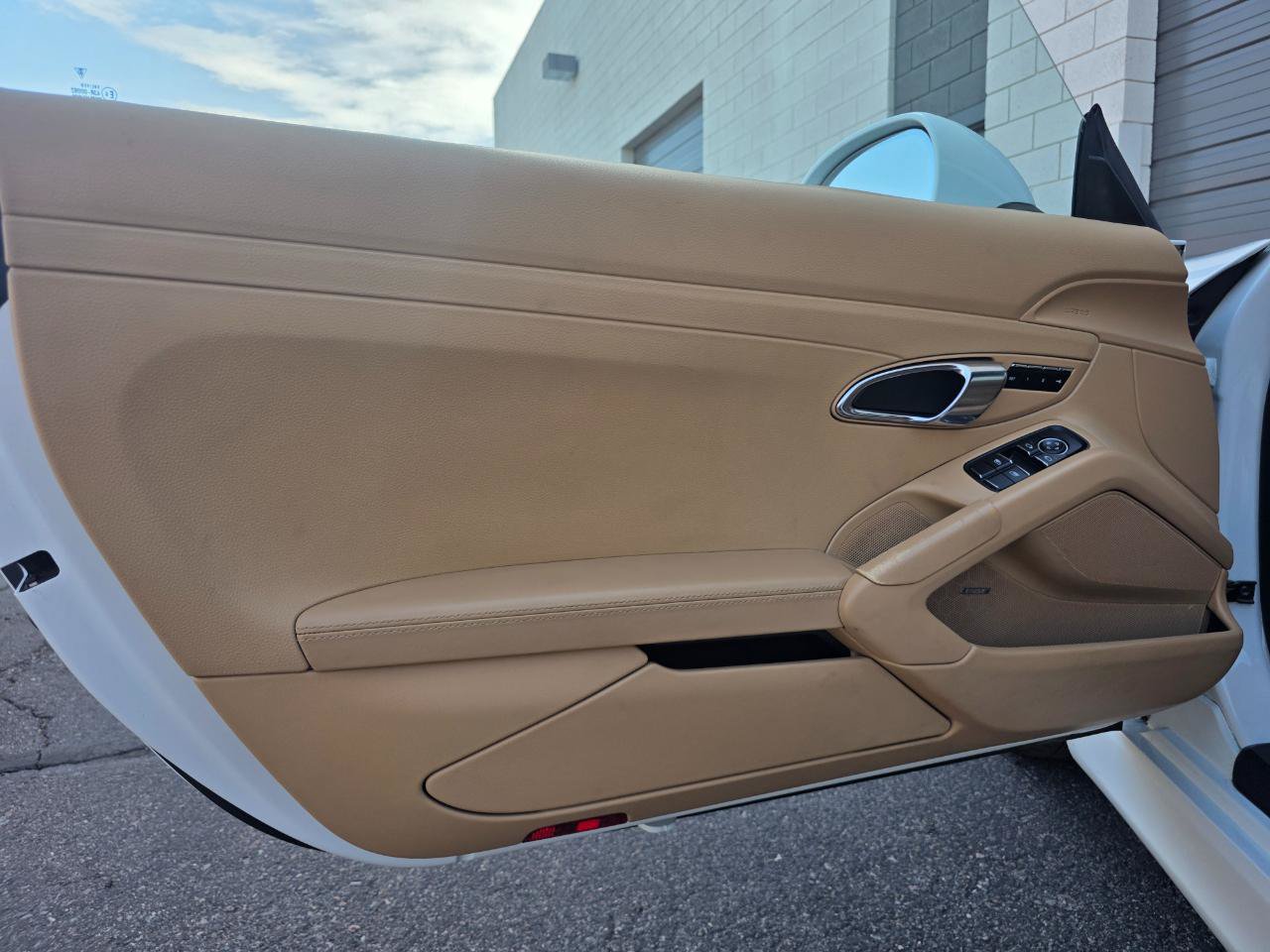 Used 2015 Porsche Boxster S RWD image 36