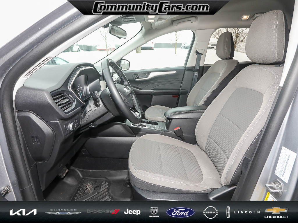 Used 2022 Ford Escape SE w/ Convenience Package image 12