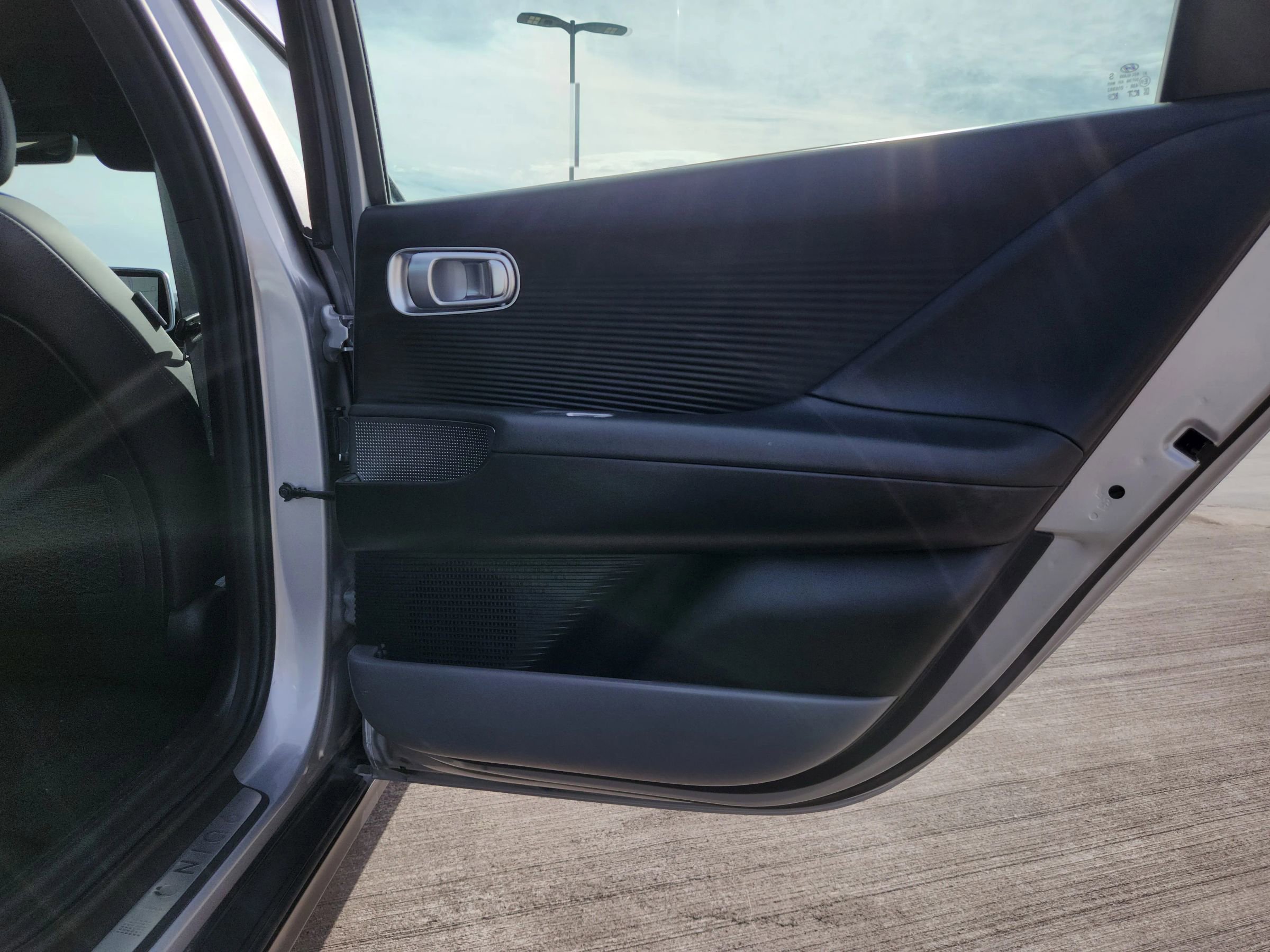 Used 2023 Hyundai Ioniq 6 SEL image 40