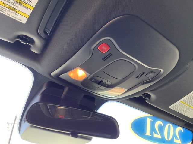 Used 2021 Jeep Renegade Latitude FWD image 20