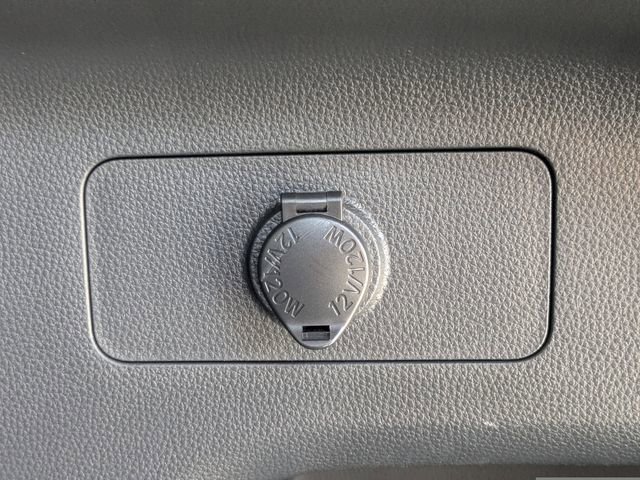 Used 2021 Toyota RAV4 XLE Premium FWD image 14