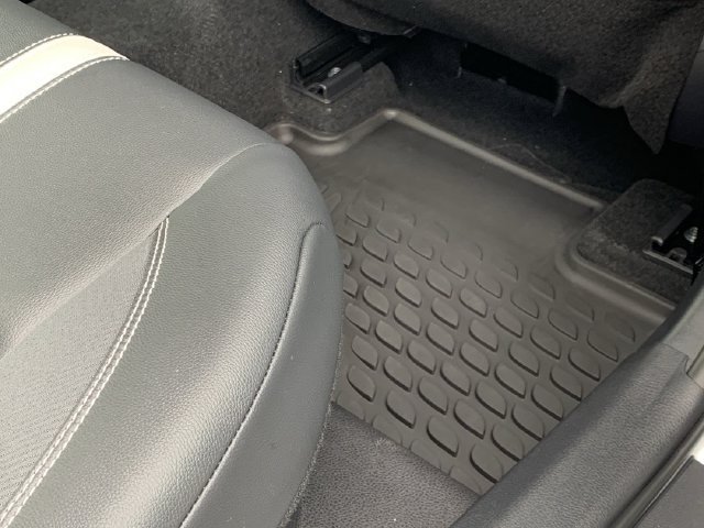 Used 2026 Toyota Camry SE FWD image 37