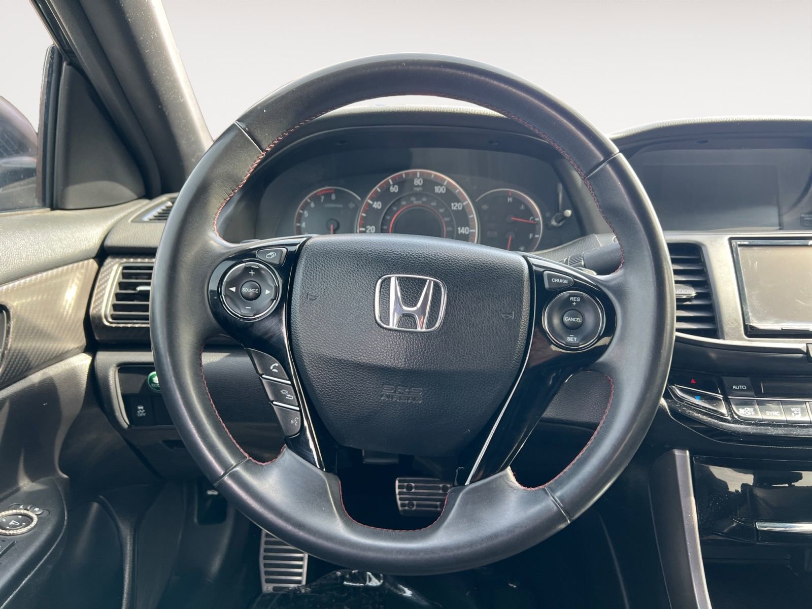 Used 2017 Honda Accord Sport Special Edition image 12