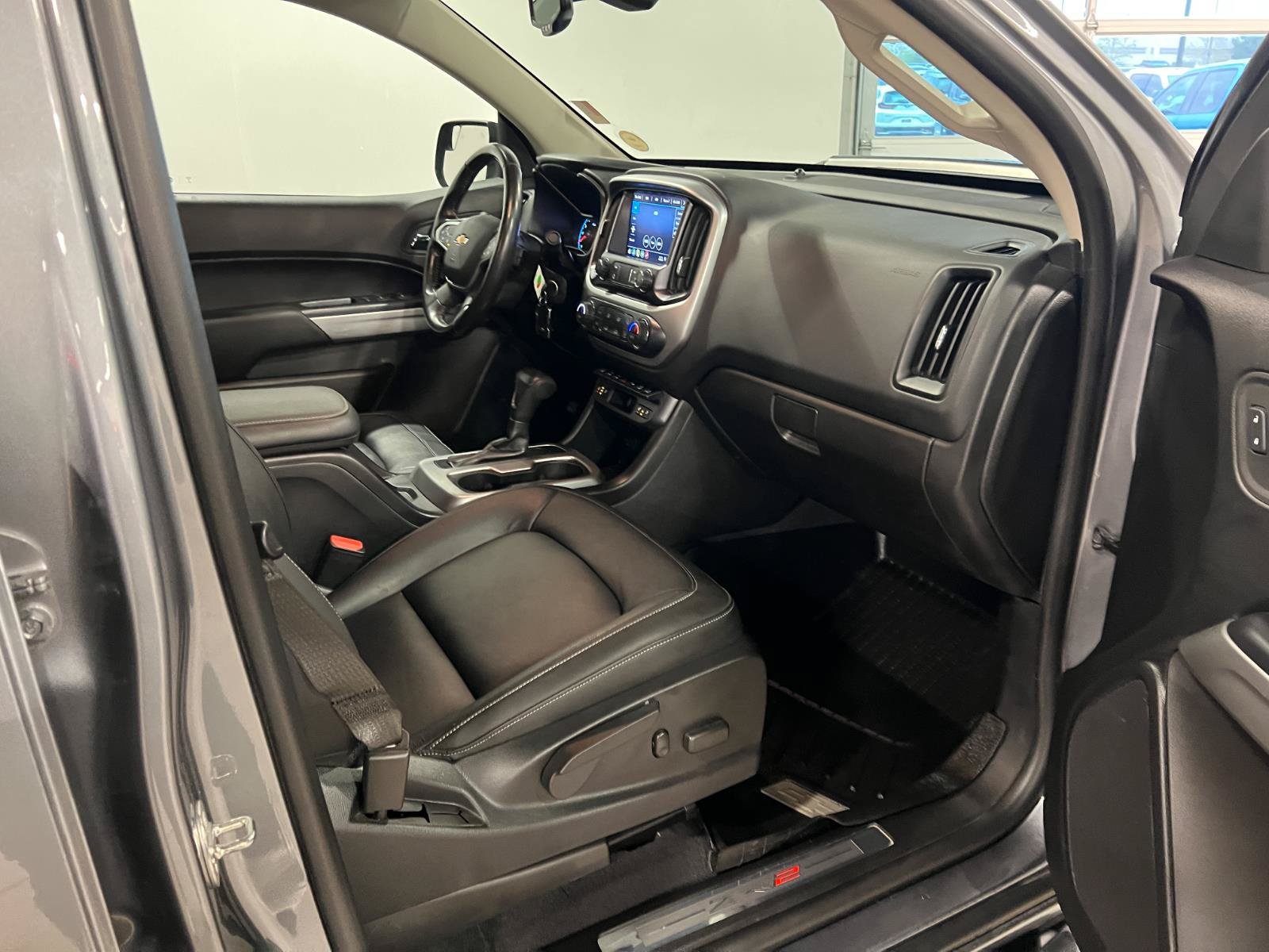 Used 2020 Chevrolet Colorado ZR2 AWD/4WD image 36