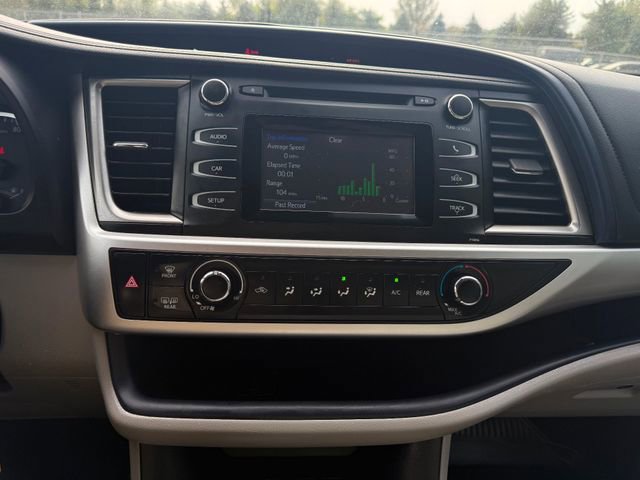 Used 2019 Toyota Highlander Plus image 9