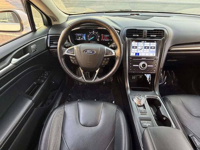 Used 2019 Ford Fusion Energi Titanium FWD image 12