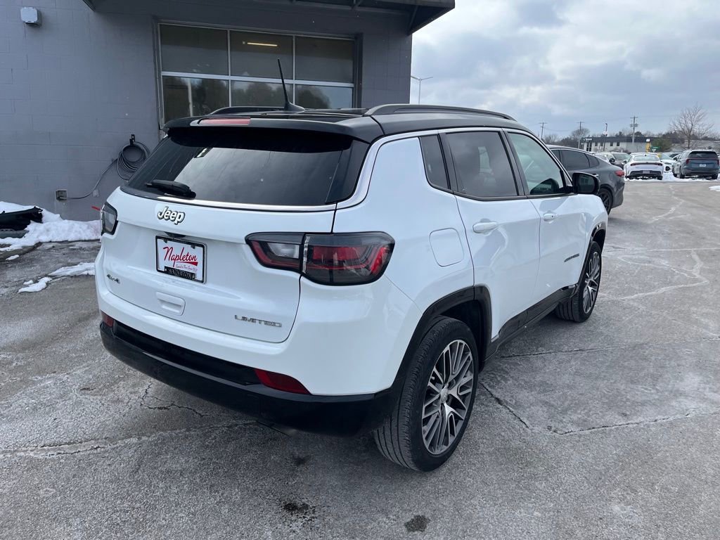 Used 2022 Jeep Compass Limited w/ Elite Group image 7