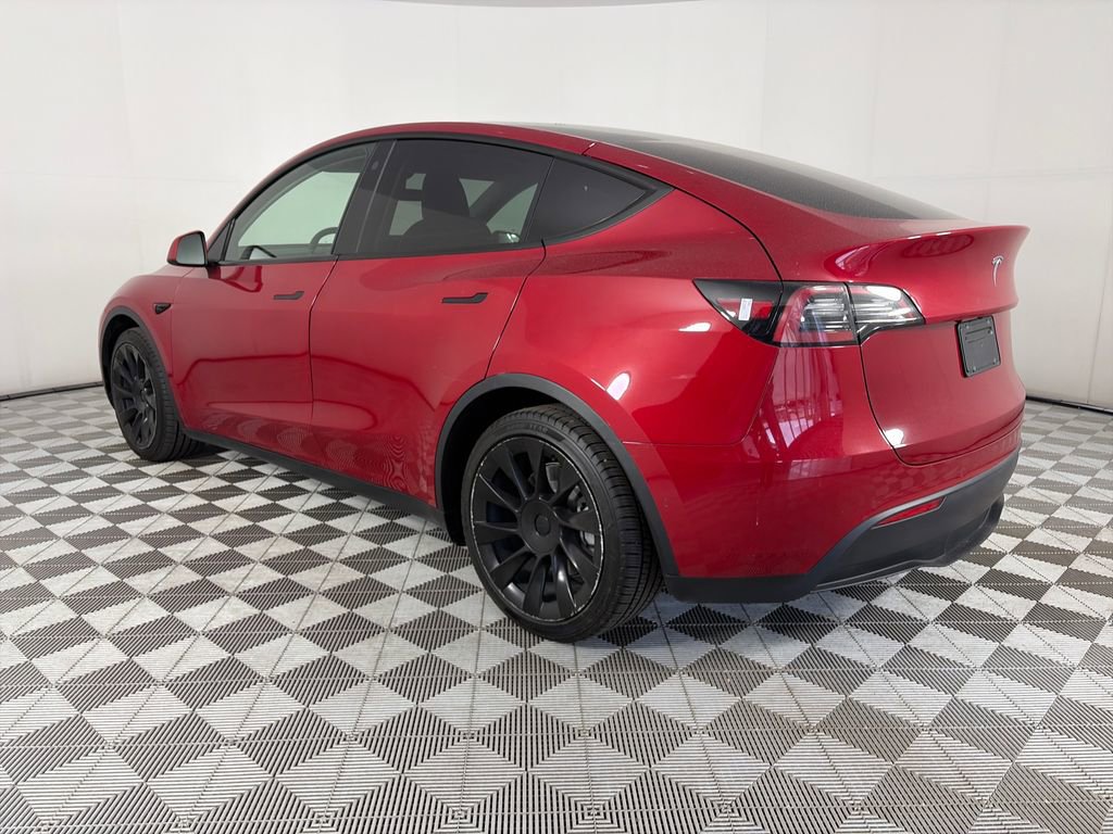 Used 2021 Tesla Model Y Long Range image 5