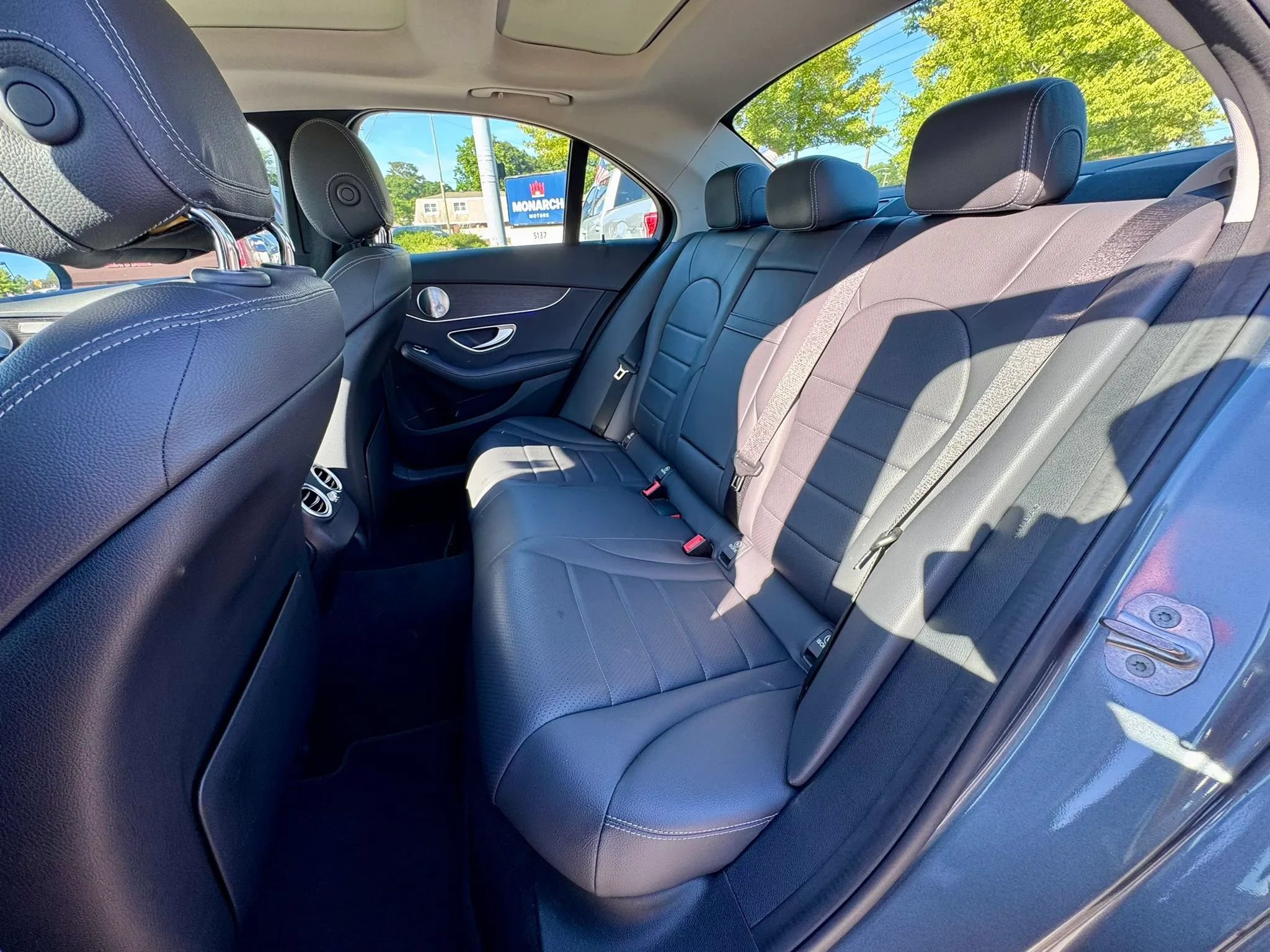 Used 2020 Mercedes-Benz C 300 4MATIC Sedan image 10