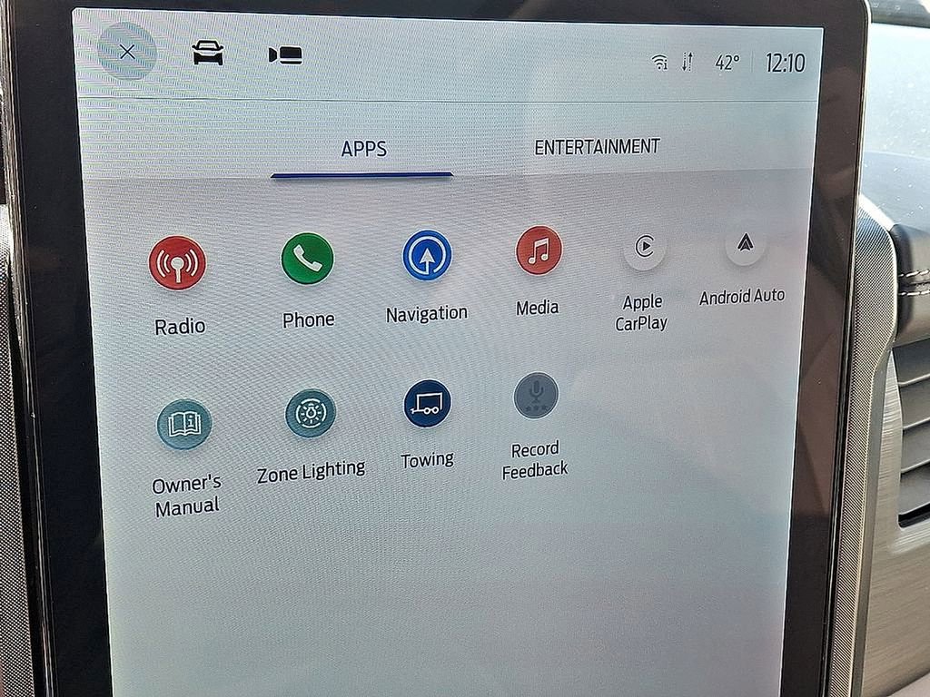 Used 2024 Ford Expedition Platinum image 28