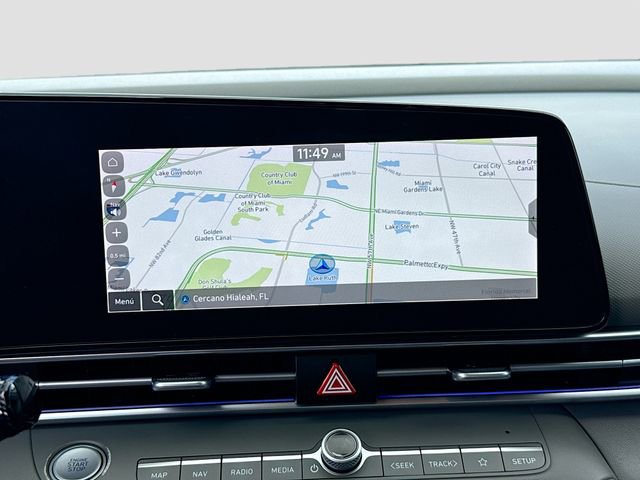 Used 2024 Hyundai Elantra SEL image 13