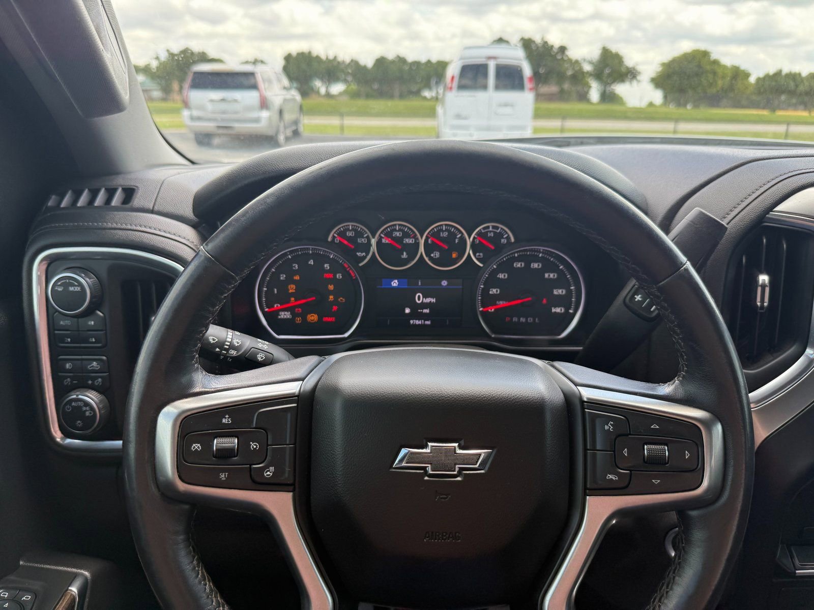 Used 2021 Chevrolet Silverado 1500 LT Trail Boss w/ LPO, Dark Essentials Package image 17