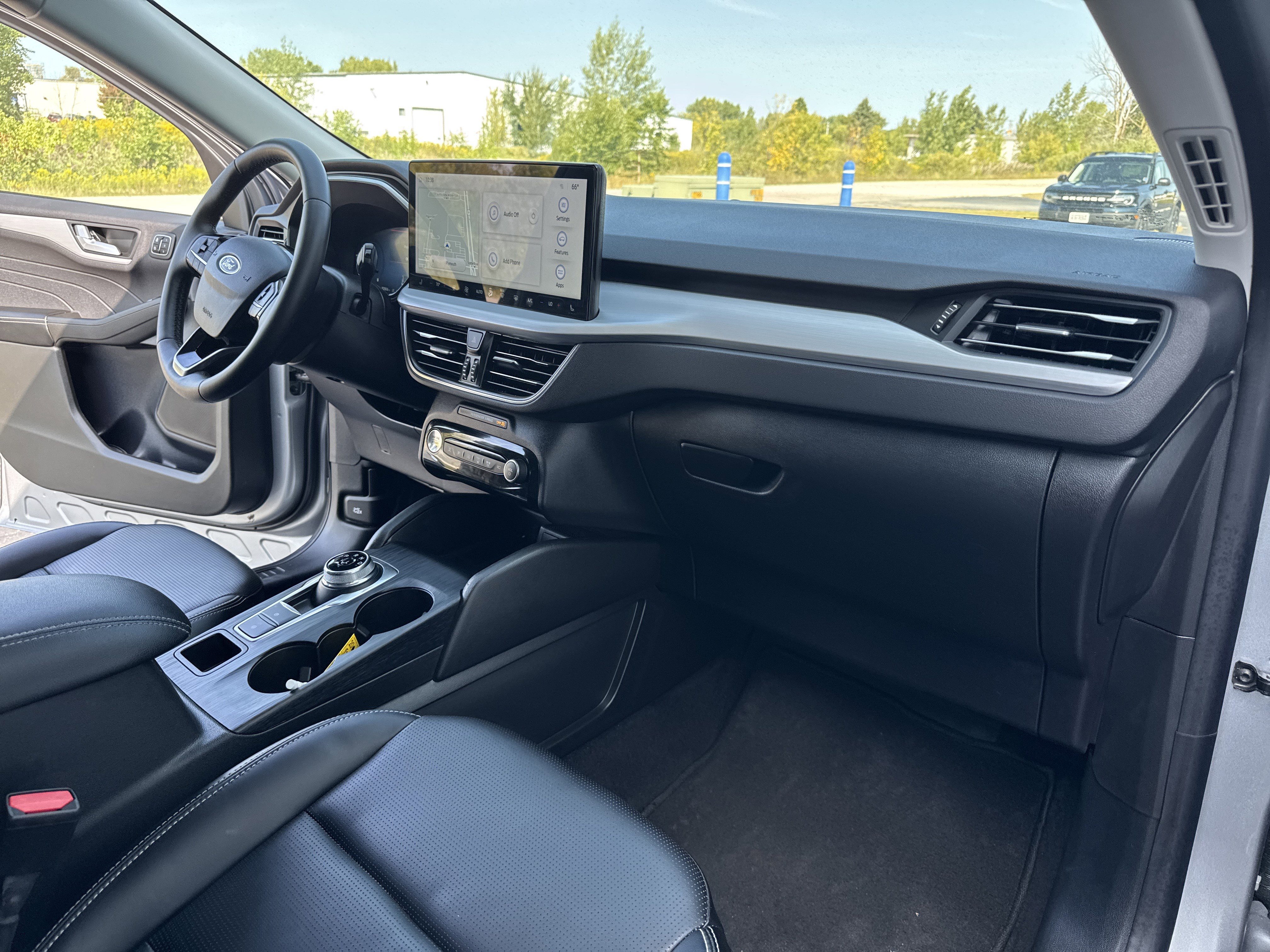 Used 2024 Ford Escape Platinum image 42