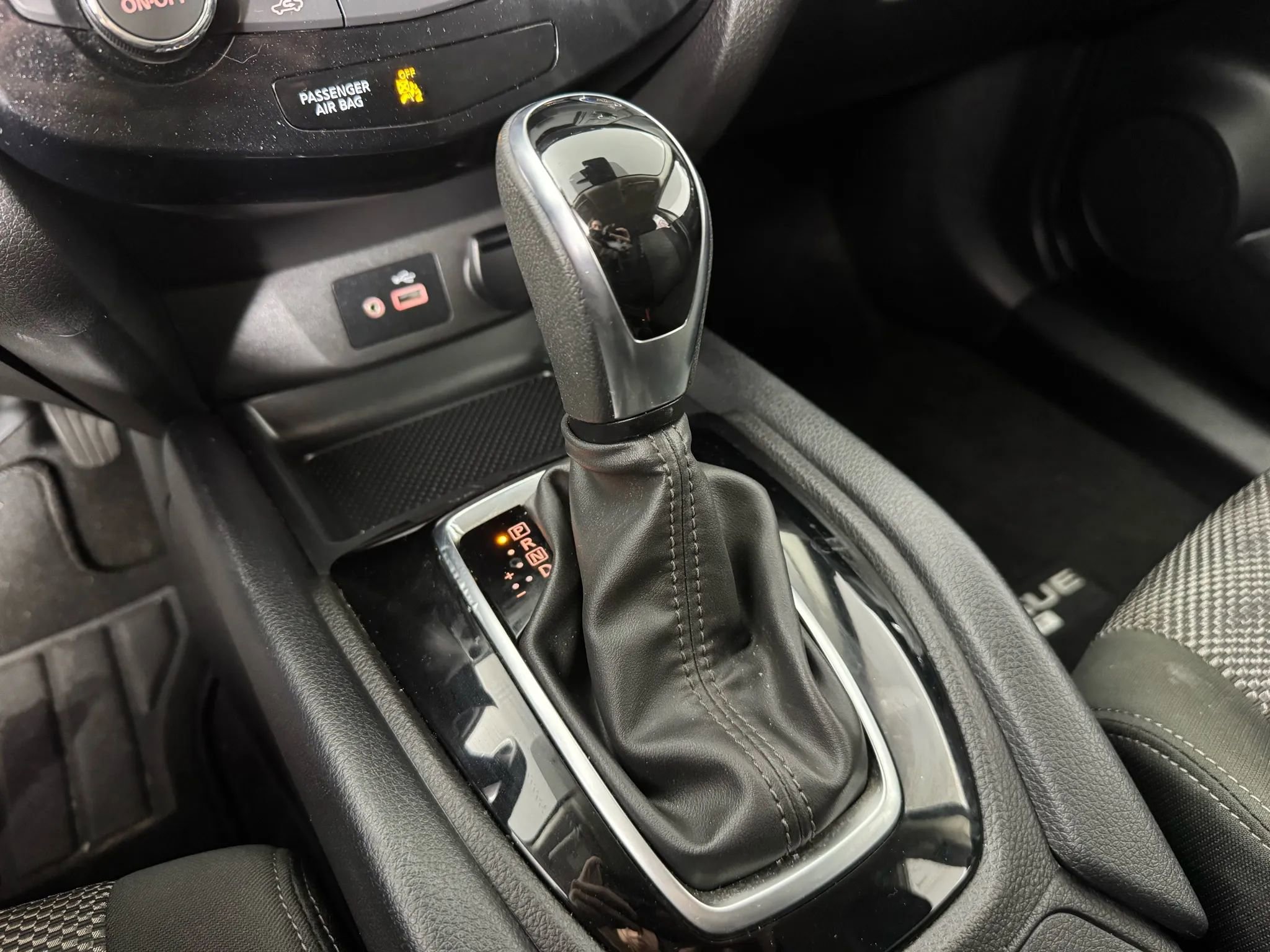 Used 2021 Nissan Rogue Sport SV image 22