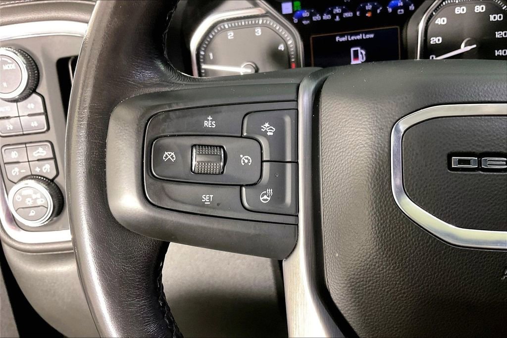 Used 2022 GMC Sierra 2500 Denali w/ Denali Ultimate Package AWD/4WD image 27