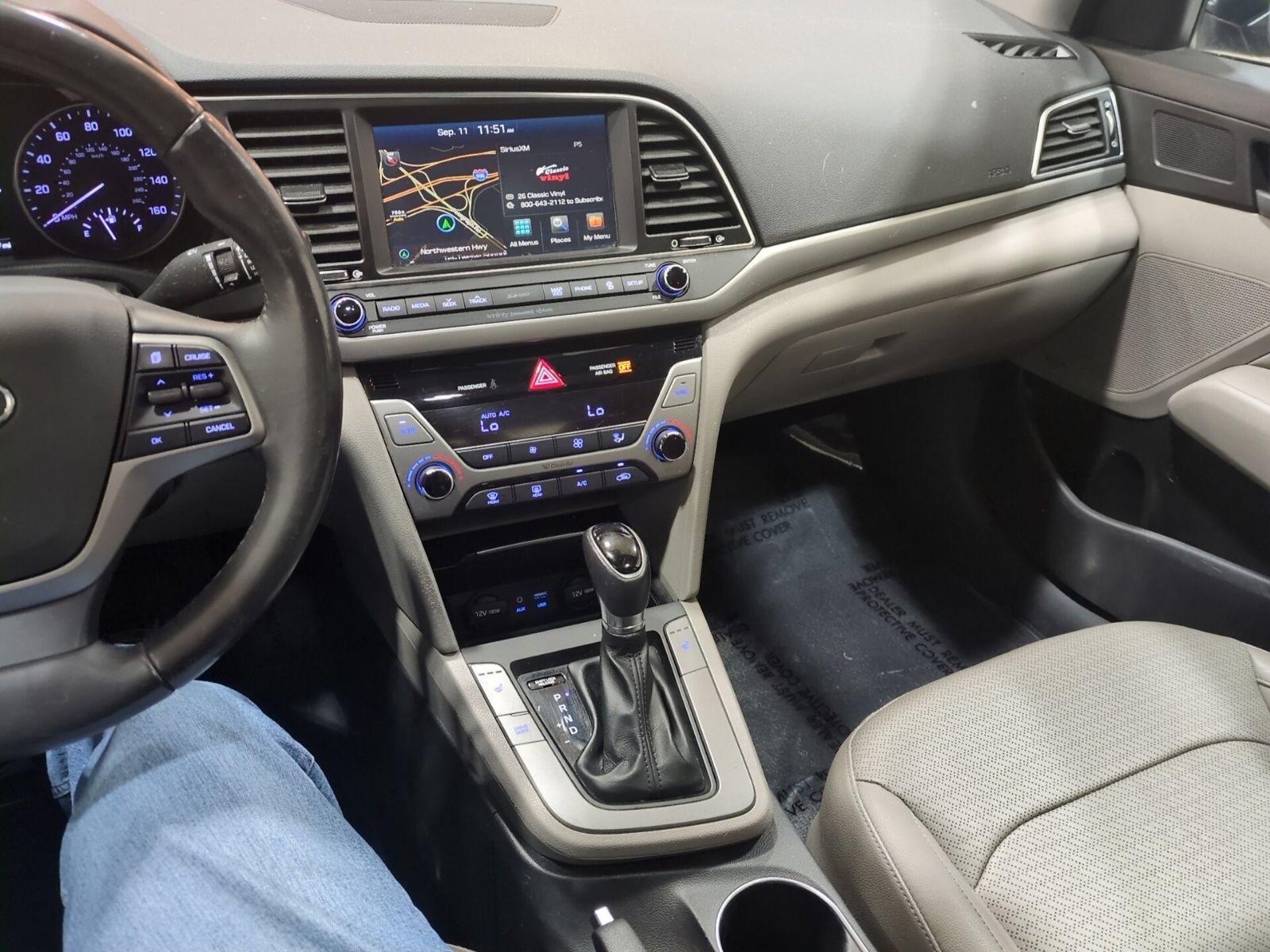 Used 2017 Hyundai Elantra Limited w/ Limited Tech Package 04 FWD image 21