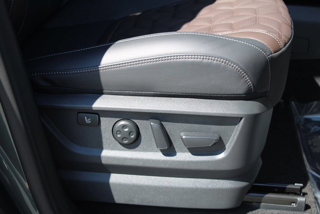 New 2026 Nissan Armada Platinum Reserve AWD/4WD image 15