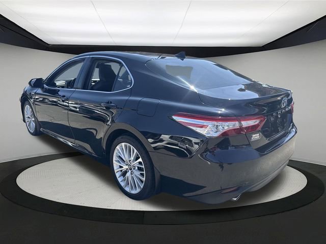 Used 2019 Toyota Camry XLE FWD image 8