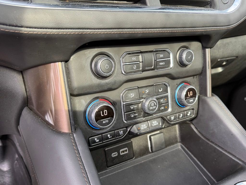 Used 2023 Chevrolet Tahoe High Country w/ Premium Package 2 AWD/4WD image 23