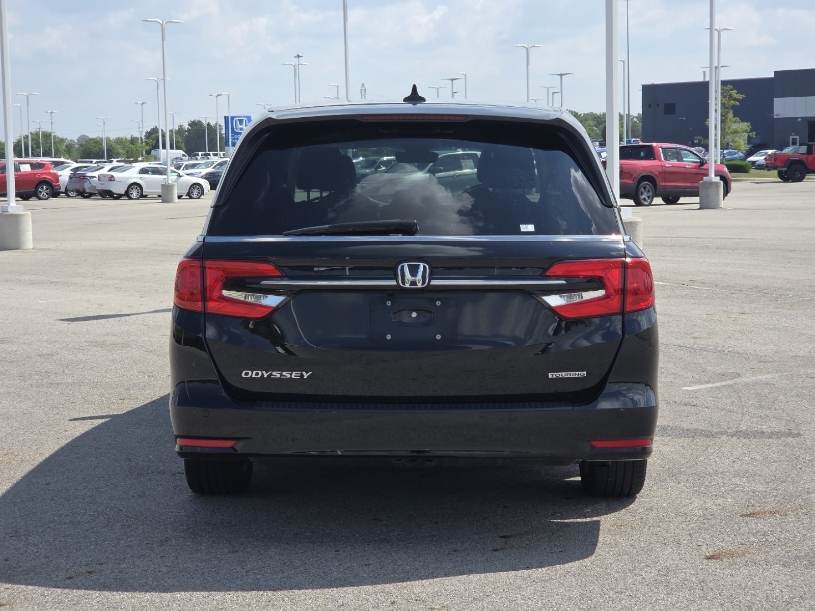 Used 2023 Honda Odyssey Touring image 18