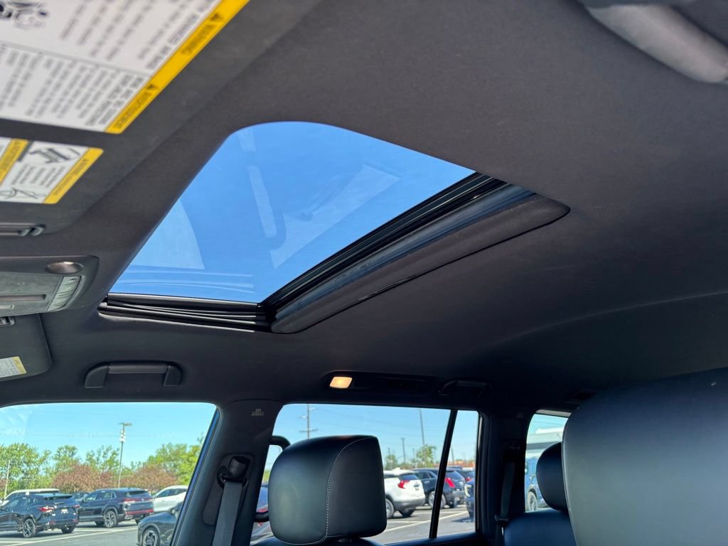 Used 2022 INFINITI QX80 Sensory w/ Cargo Package AWD/4WD image 18