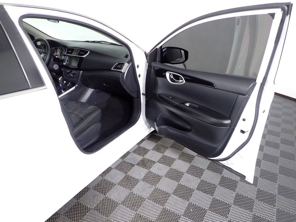 Used 2019 Nissan Sentra SV FWD image 29