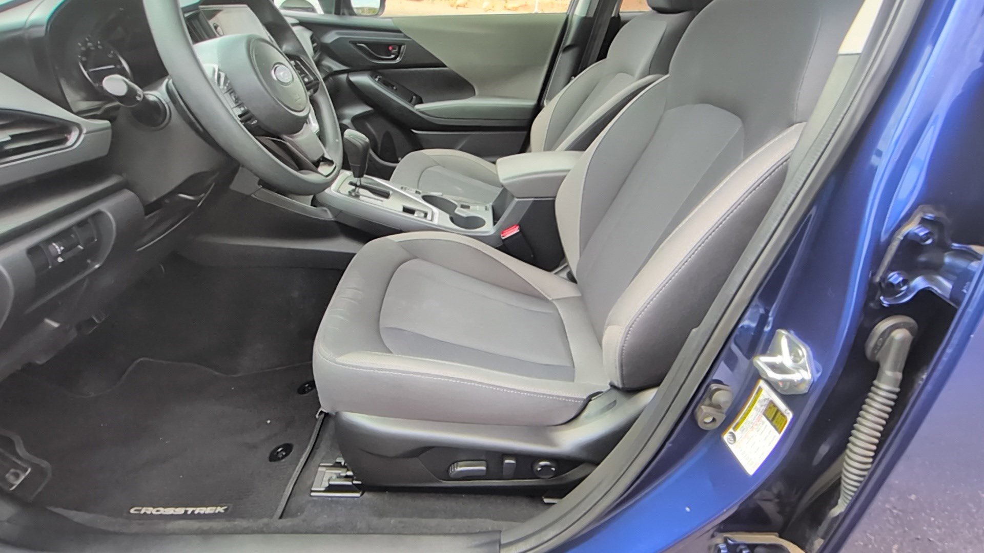 Used 2025 Subaru Crosstrek 2.0i Premium AWD/4WD image 15