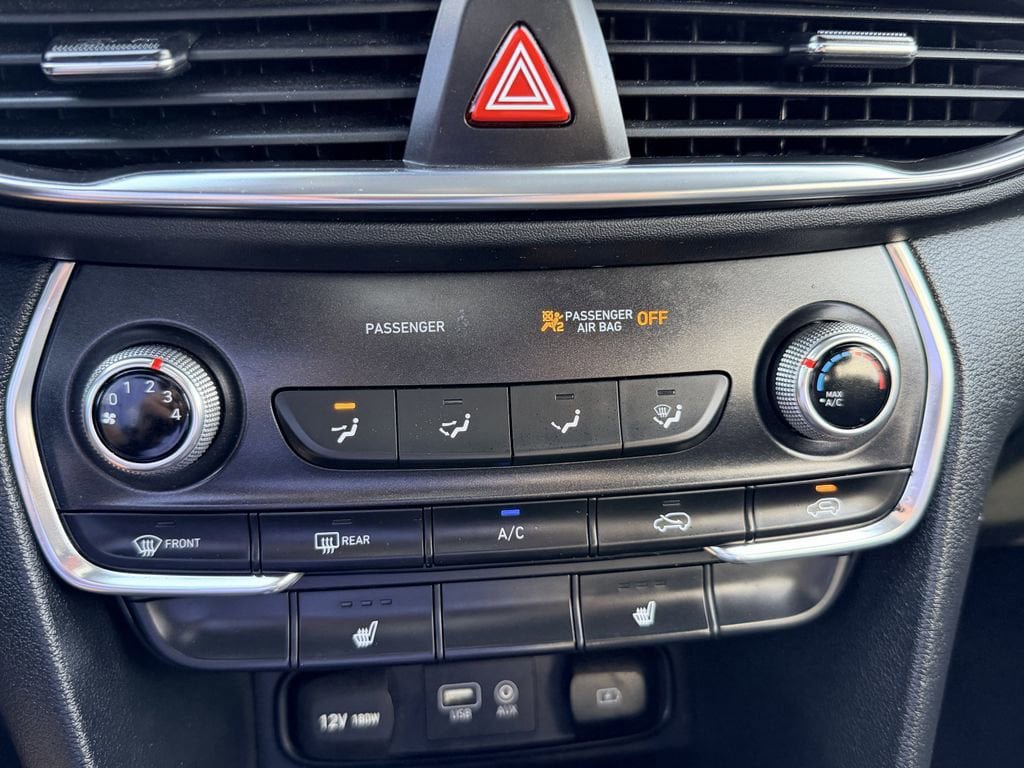 Used 2019 Hyundai Santa Fe SEL FWD image 25
