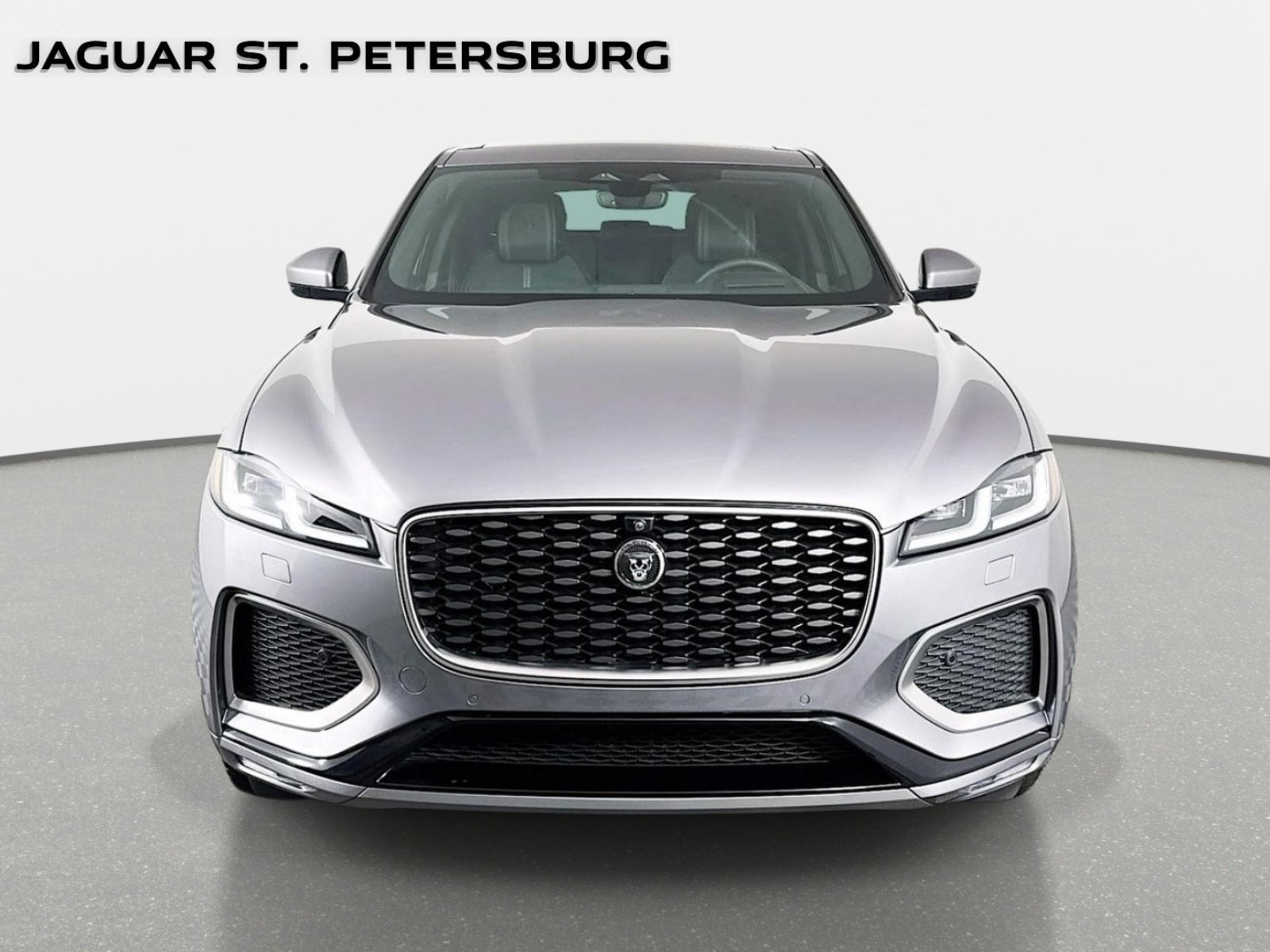 Used 2026 Jaguar F-PACE R-Dynamic S AWD/4WD image 2