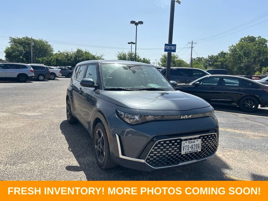 Used 2024 Kia Soul EX FWD image 1