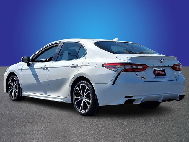 Used 2019 Toyota Camry SE w/ Carpet Mat Package FWD image 6