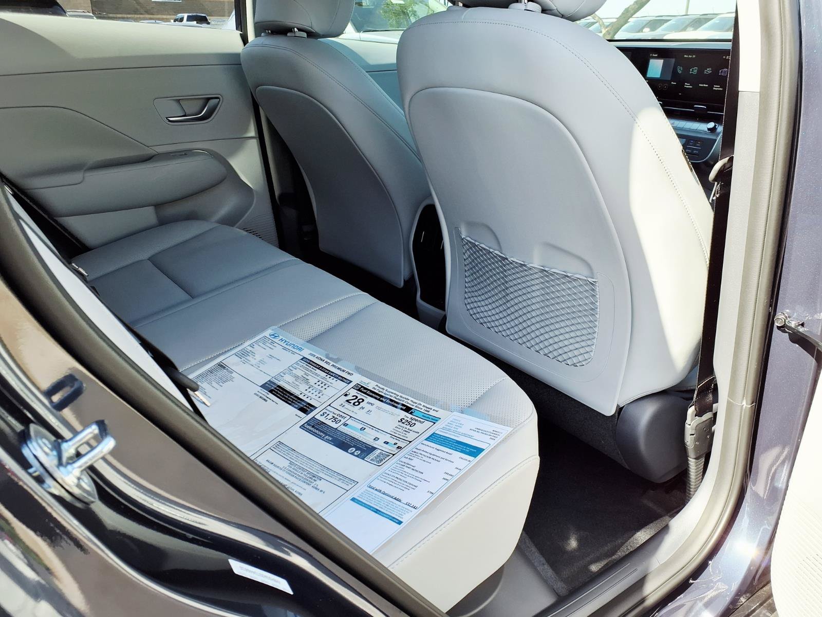 New 2026 Hyundai Kona SEL Premium FWD image 8