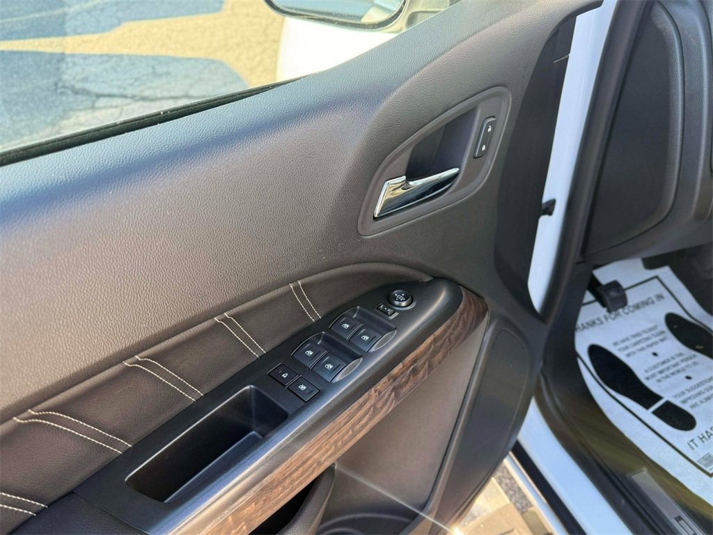 Used 2022 GMC Canyon Denali image 14