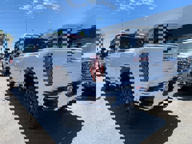 New 2025 GMC Sierra 2500 AT4 w/ AT4 Preferred Package image 8