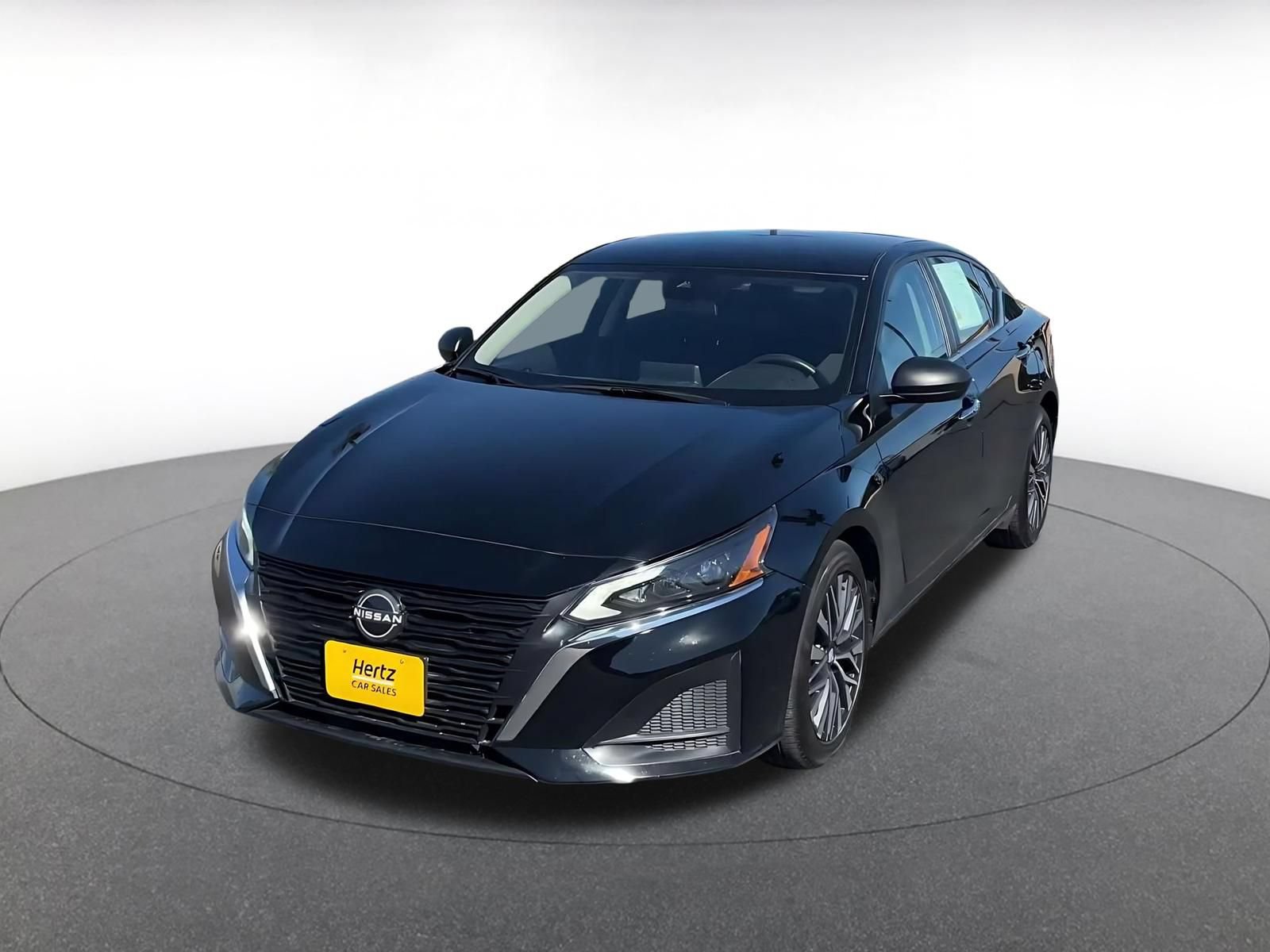 Used 2025 Nissan Altima 2.5 SV FWD image 6