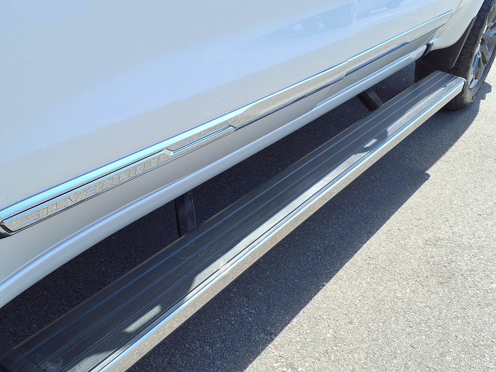 Certified 2024 Chevrolet Silverado 1500 High Country w/ Z71 Off-Road Package AWD/4WD image 30