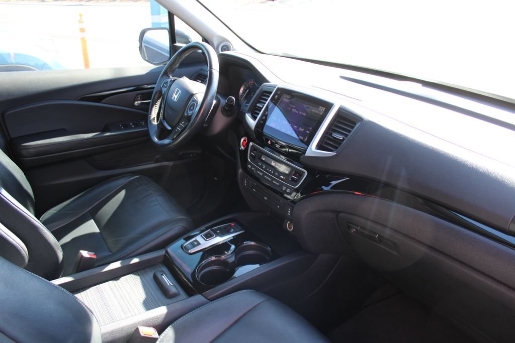 Used 2017 Honda Pilot Touring image 19