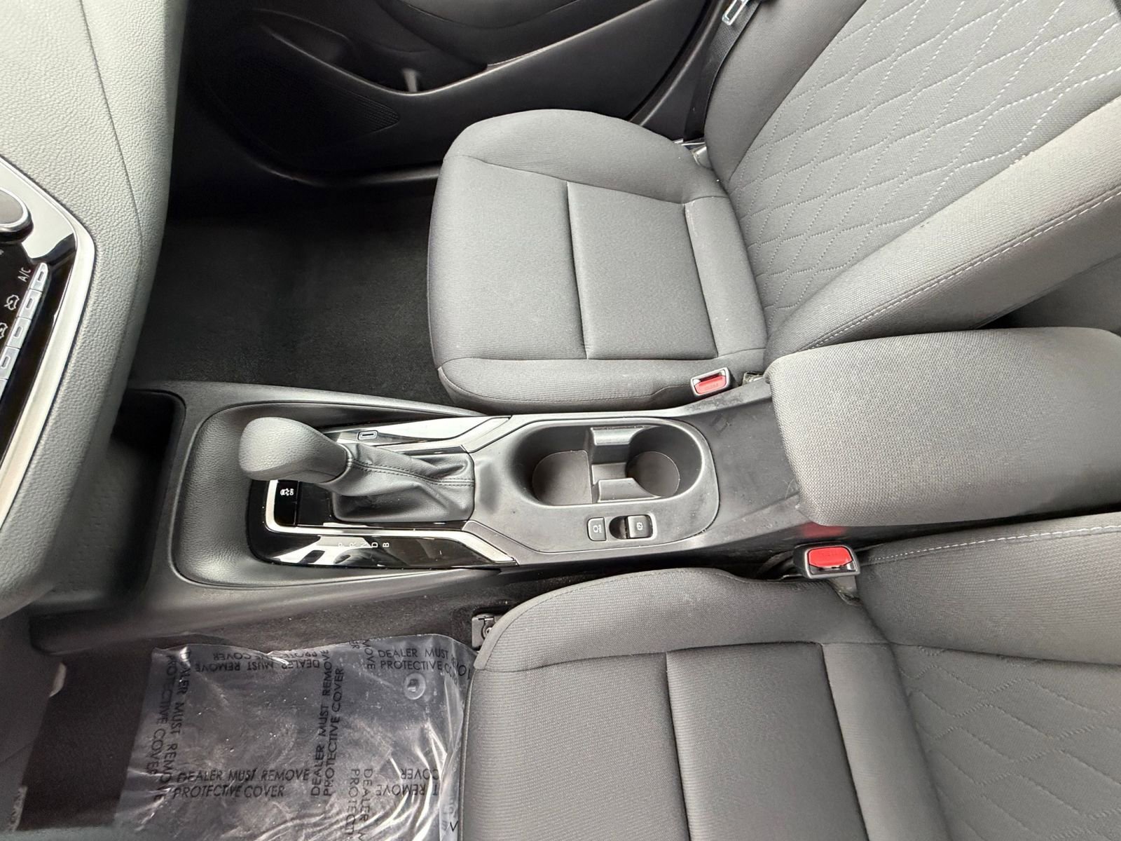 Used 2025 Toyota Corolla LE image 40