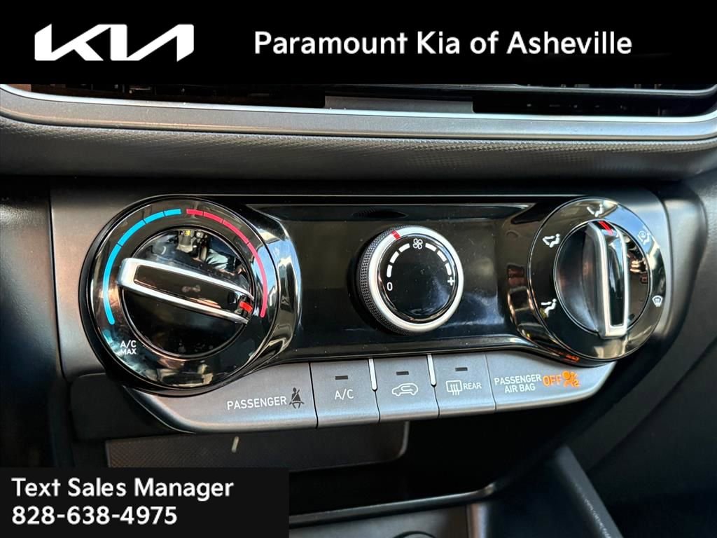 Used 2022 Hyundai Kona SEL image 23