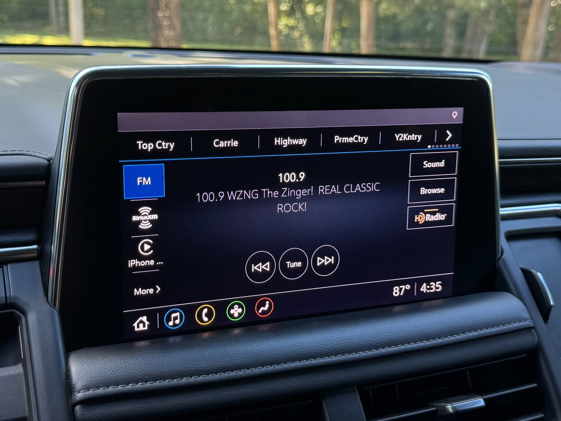 Used 2021 Chevrolet Tahoe LT image 87