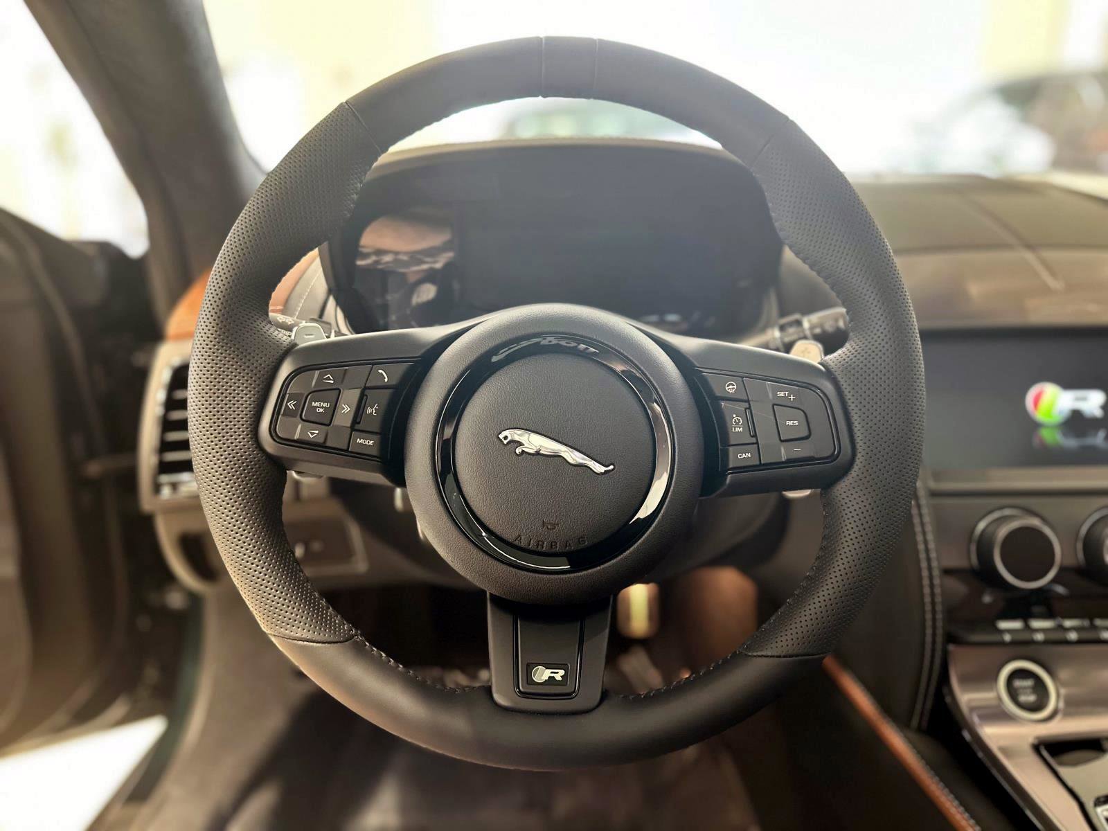 New 2024 Jaguar F-TYPE R image 14