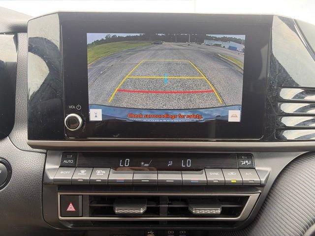 Used 2025 Toyota Camry SE FWD image 24