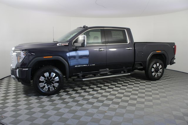 New 2026 GMC Sierra 2500 Denali w/ Denali Reserve Package image 2